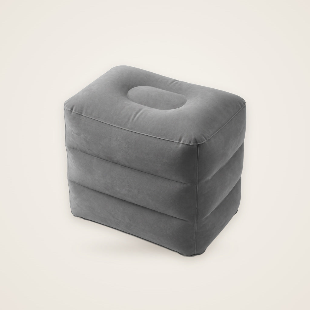 Repose-pieds gonflable de voyage Posturly – photo studio